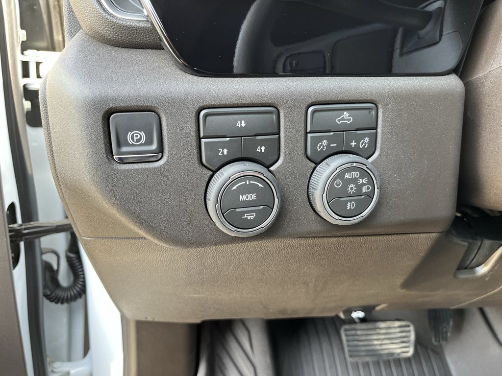 2026 Chevrolet Silverado 3500HD LT - Photo 23