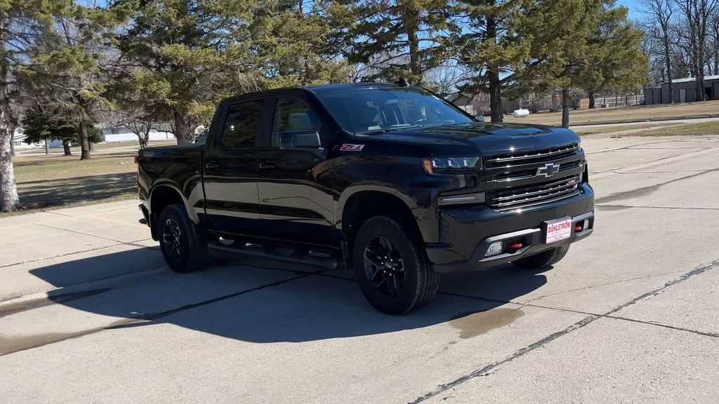 Used 2020 Chevrolet Silverado 1500 LT Trail Boss with VIN 1GCPYFEL3LZ299867 for sale in Oslo, Minnesota