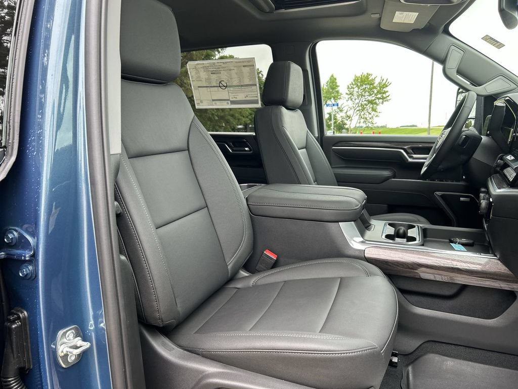 2026 Chevrolet Silverado 3500 HD LTZ - Photo 25