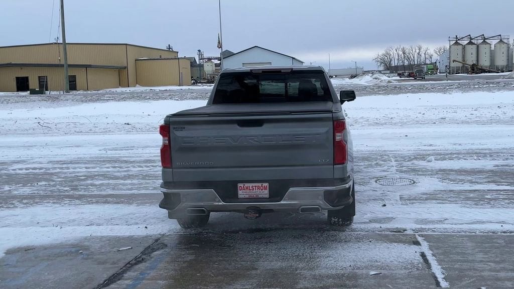 2023 Chevrolet Silverado 1500 LTZ - Photo 8