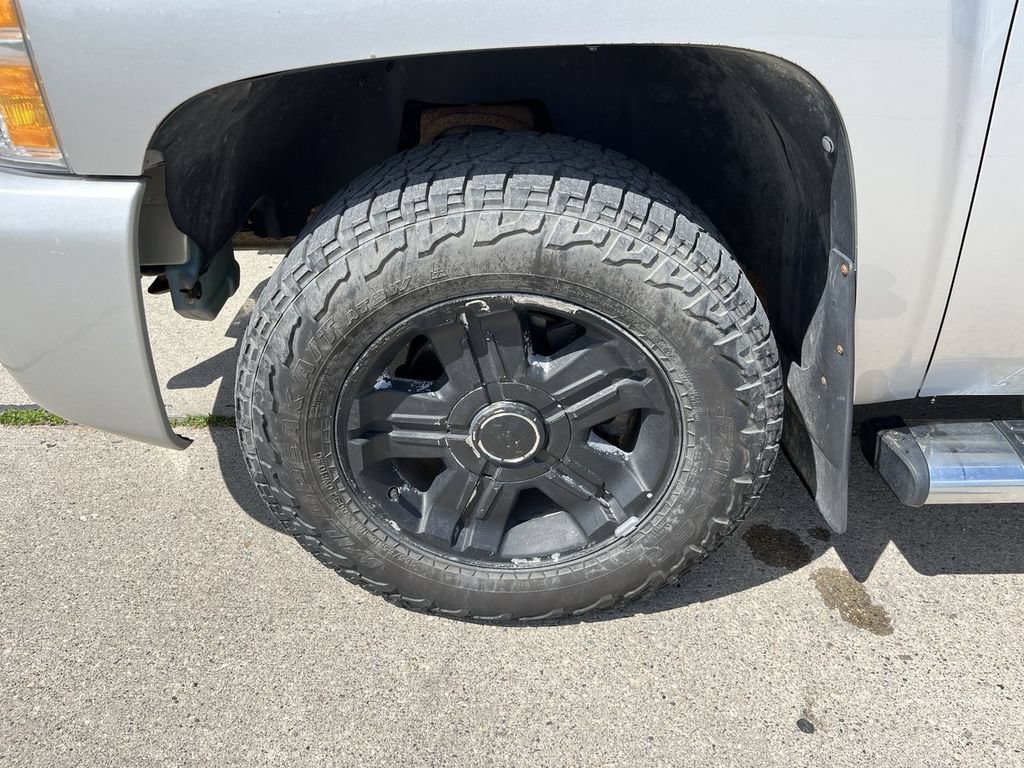 2011 Chevrolet Silverado 1500 LT - Photo 10