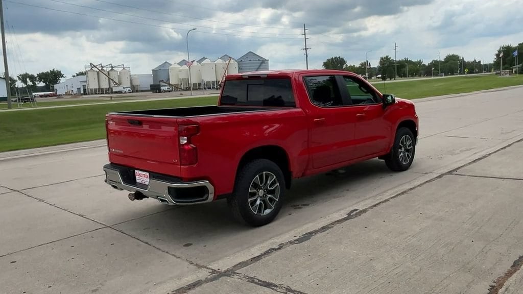 2026 Chevrolet Silverado 1500 LT - Photo 8