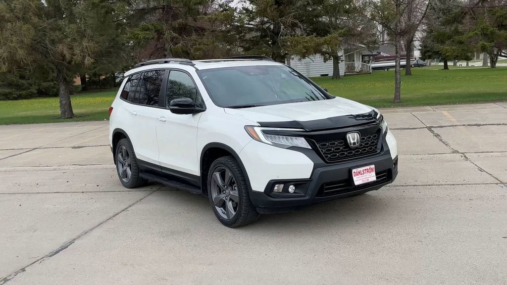 Used 2019 Honda Passport Touring with VIN 5FNYF8H97KB000634 for sale in Oslo, Minnesota
