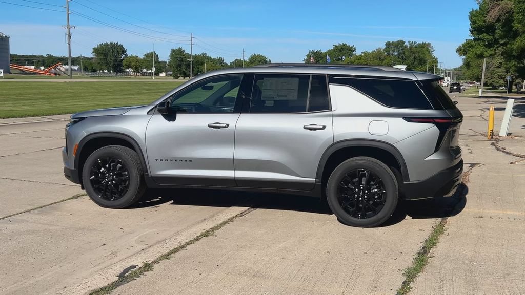 2026 Chevrolet Traverse LT - Photo 6