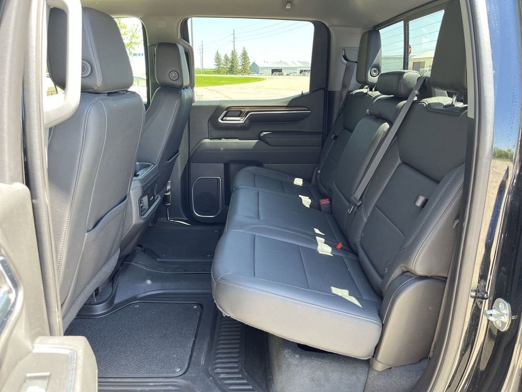 2023 Chevrolet Silverado 1500 RST - Photo 22