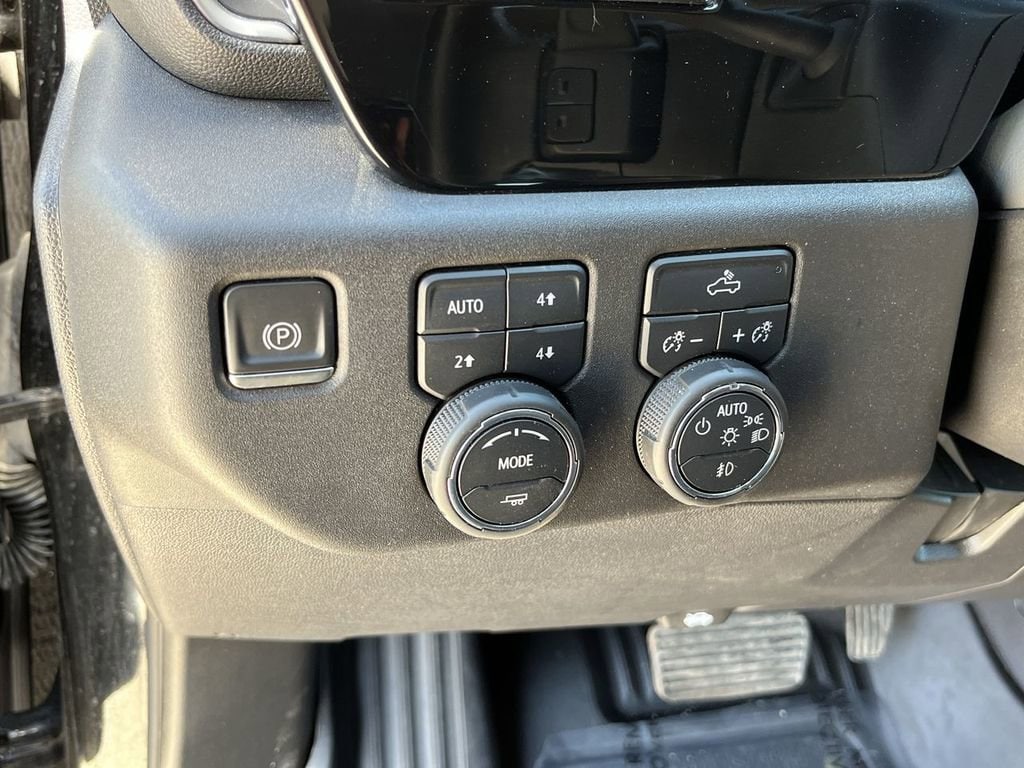 2023 Chevrolet Silverado 1500 RST - Photo 25