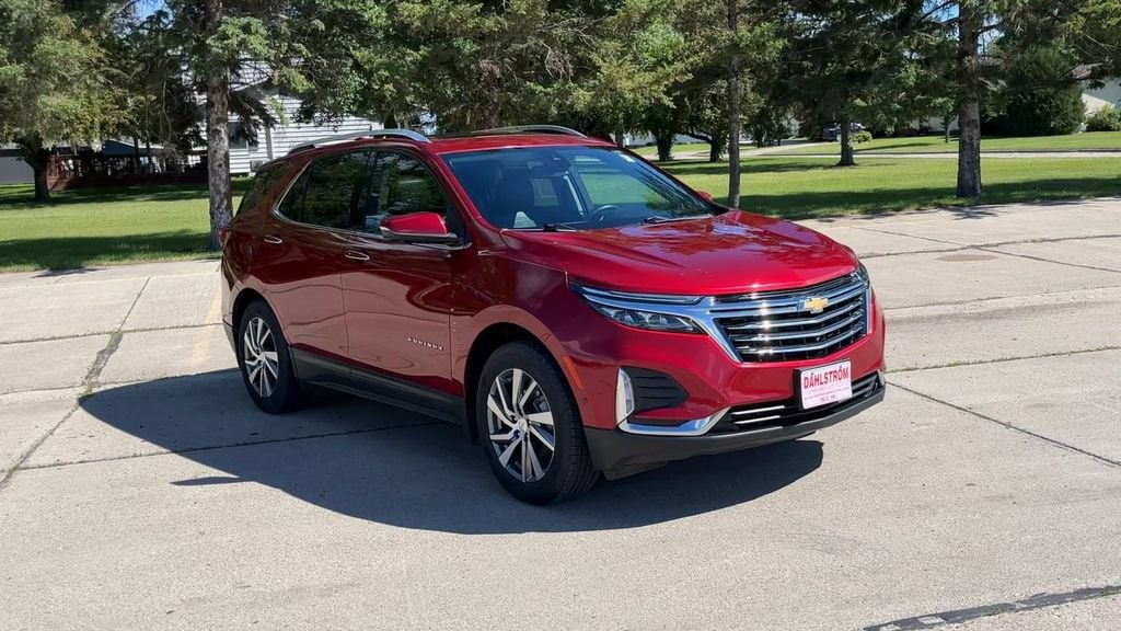 Used 2022 Chevrolet Equinox Premier with VIN 3GNAXXEV5NS134183 for sale in Oslo, Minnesota