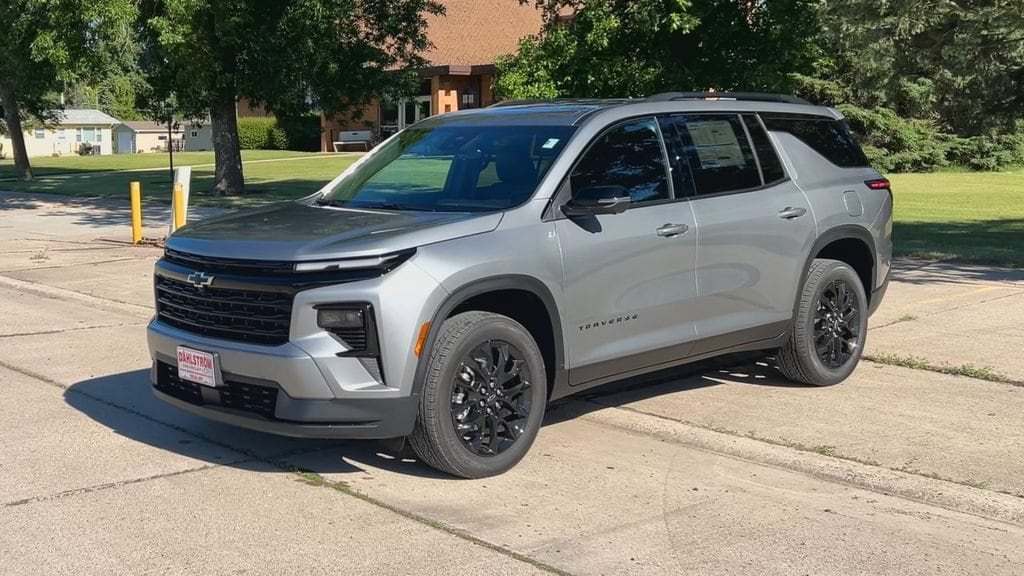 2026 Chevrolet Traverse LT - Photo 4