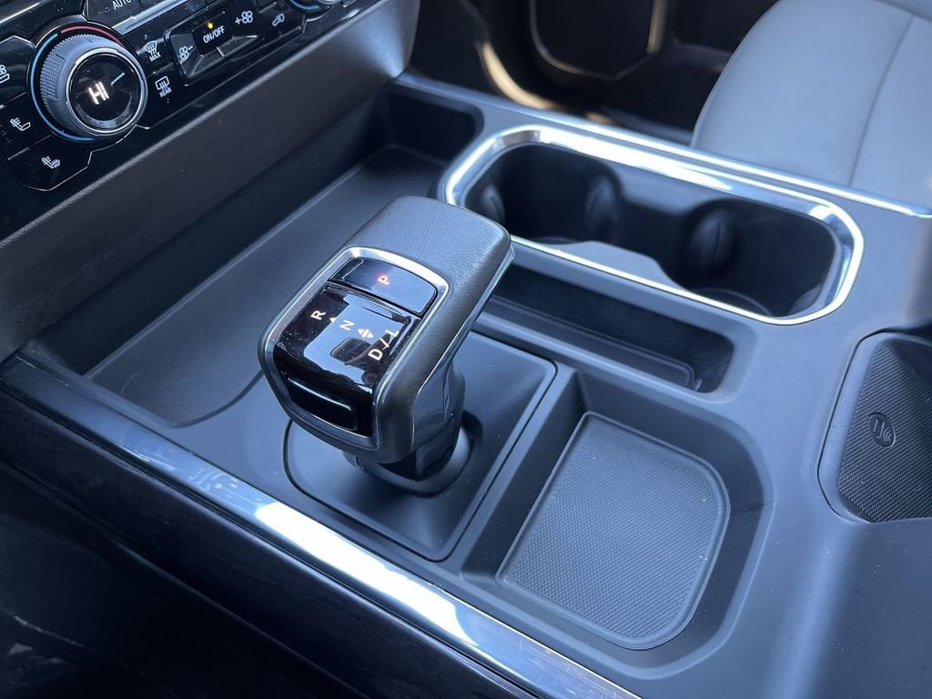 2022 Chevrolet Silverado 1500 LTZ - Photo 24