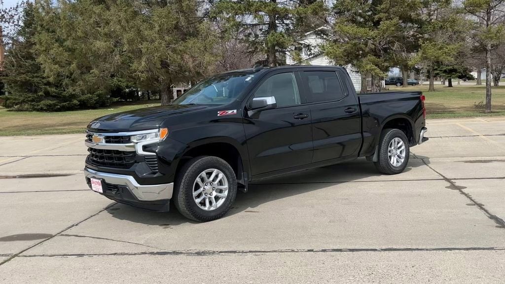 Used 2024 Chevrolet Silverado 1500 LT Truck
