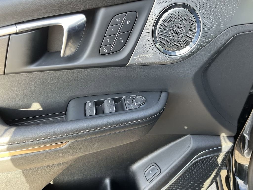 Used 2025 Buick Enclave Avenir with VIN 5GAEVCRS9SJ103283 for sale in Oslo, Minnesota