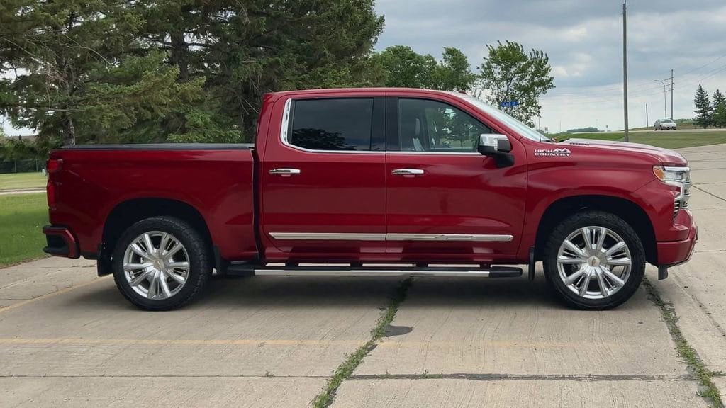 2023 Chevrolet Silverado 1500 High Country - Photo 9