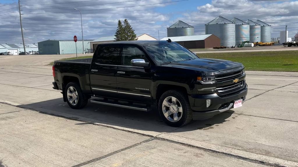 Used 2018 Chevrolet Silverado 1500 LTZ Z71 with VIN 3GCUKSEC4JG298513 for sale in Oslo, Minnesota