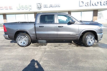 2026 Ram 1500 BIG HORN CREW CAB 4X4 5'7 BOX Pickup