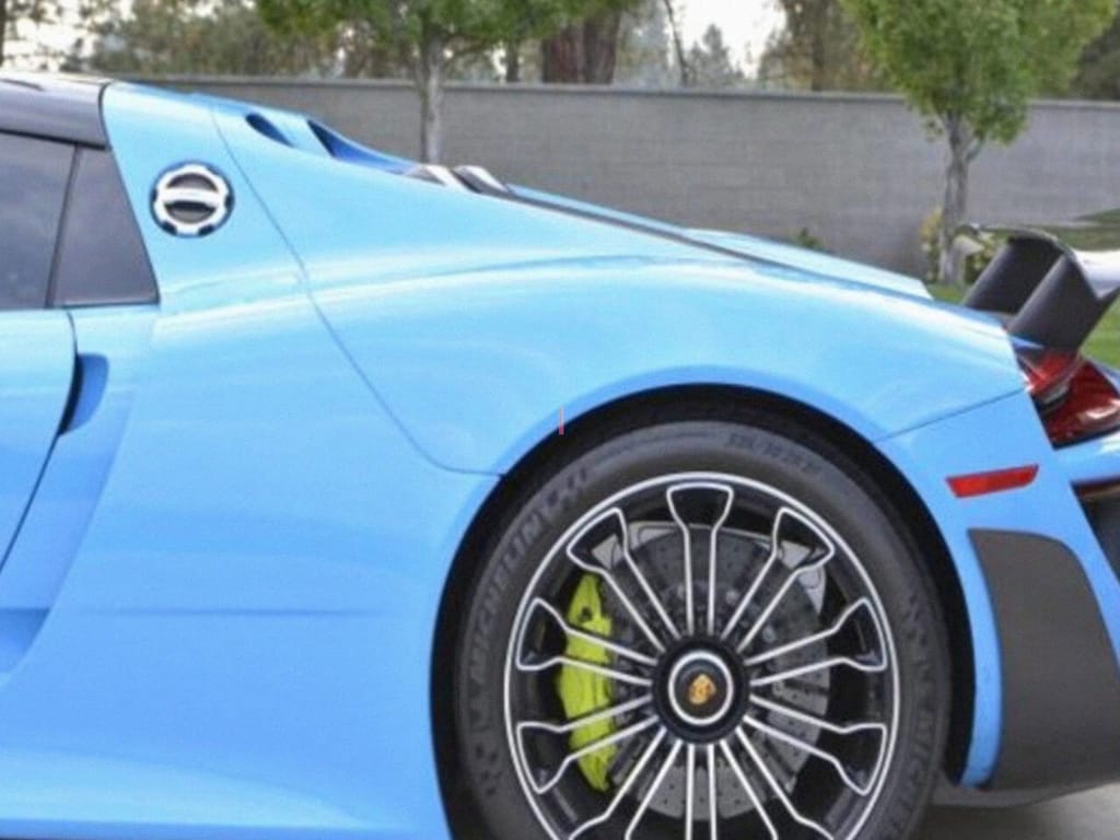 Used 2015 Porsche 918 Spyder  Cabriolet