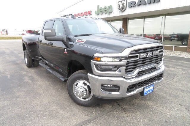2026 Ram 3500 Tradesman photo 4
