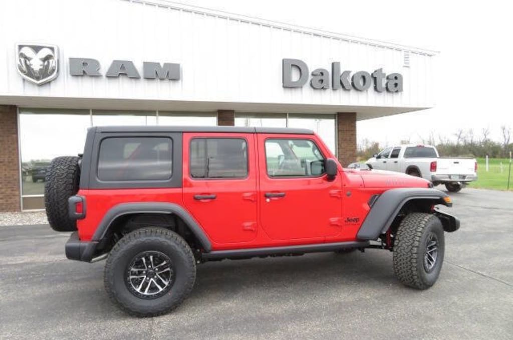 New 2026 Jeep Wrangler 4-DOOR WILLYS Sport Utility