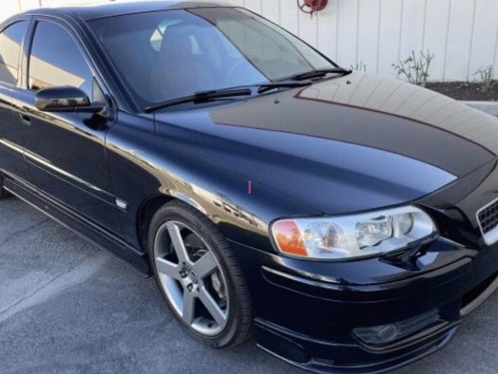 Used 2005 Volvo S60  Sedan