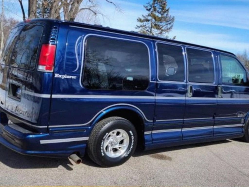Used 2000 Chevrolet Express  Van G1500 Cargo Van