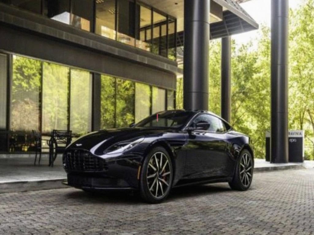 Used 2021 Aston Martin DB11  Coupe