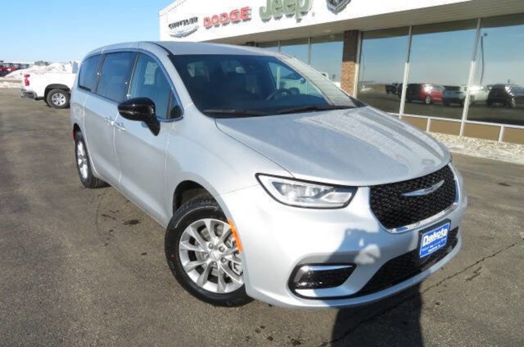 New 2026 Chrysler Pacifica SELECT AWD Passenger Van