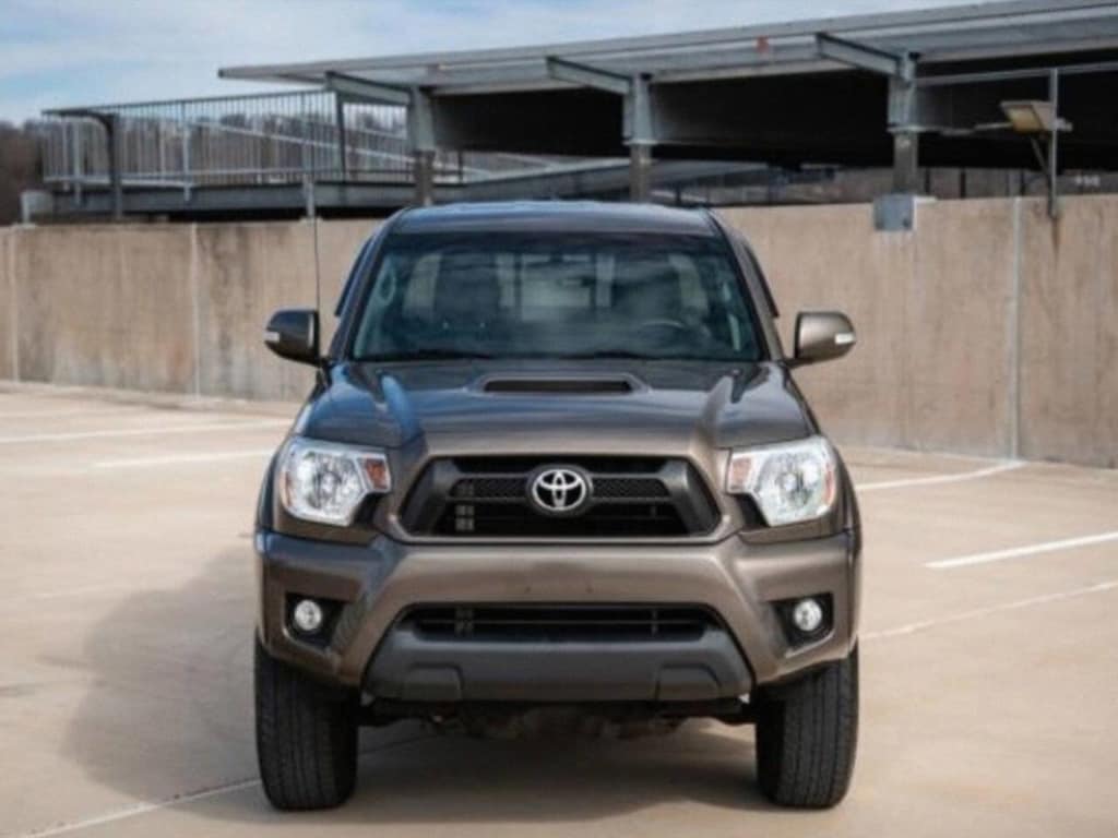 Used 2015 Toyota Tacoma  Truck Access Cab
