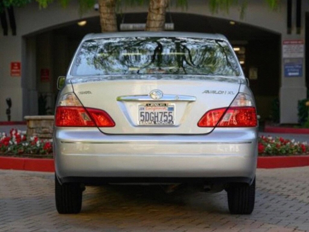 Used 2003 Toyota Avalon  Sedan