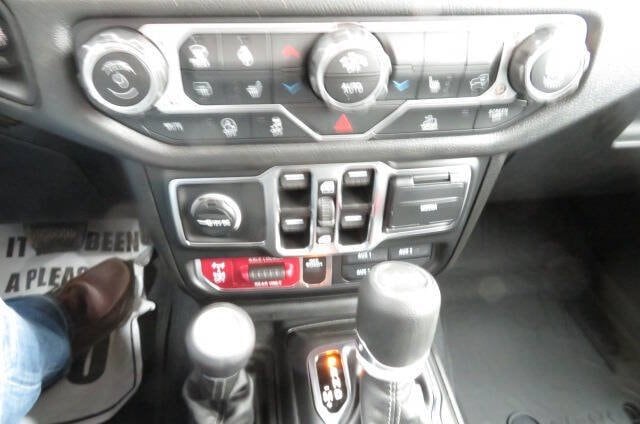 2026 Jeep Wrangler 4-Door Willys - Photo 17