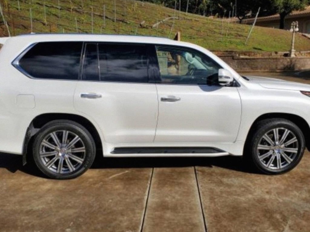 Used 2016 Lexus LX 570  SUV
