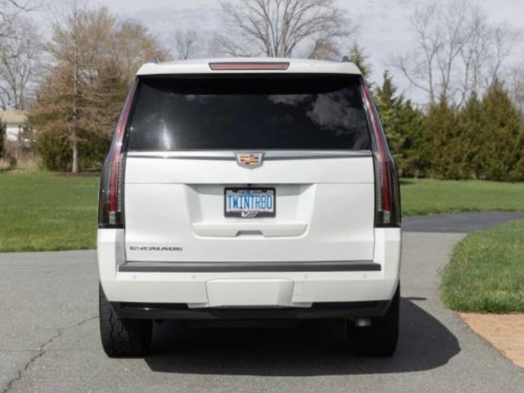 Used 2016 CADILLAC Escalade Luxury Collection SUV