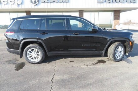 2025 Jeep Grand Cherokee L LAREDO X 4X4 Sport Utility