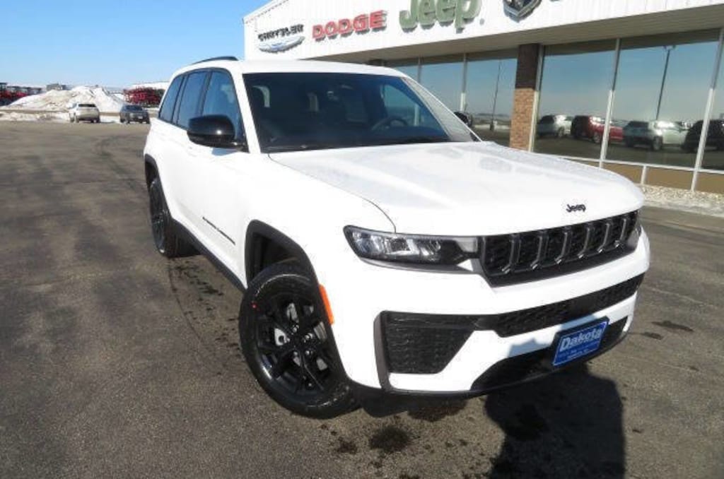 New 2026 Jeep Grand Cherokee LAREDO ALTITUDE 4X4 Sport Utility