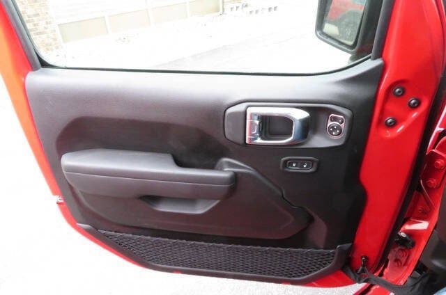 2026 Jeep Wrangler 4-Door Willys - Photo 13