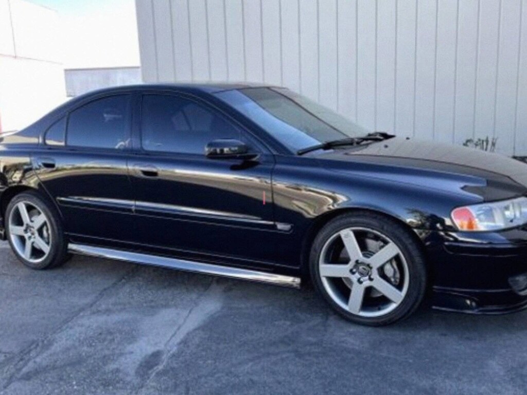 Used 2005 Volvo S60  Sedan
