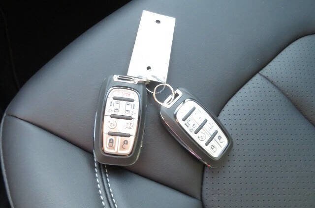 2026 Chrysler Pacifica Select - Photo 28