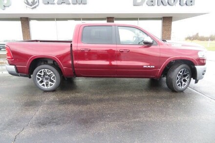 2025 Ram 1500 LARAMIE CREW CAB 4X4 5'7 BOX Pickup