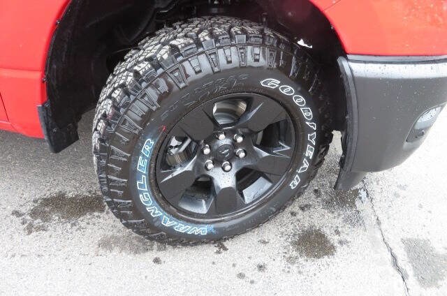 2025 Ram 1500 Warlock photo 3