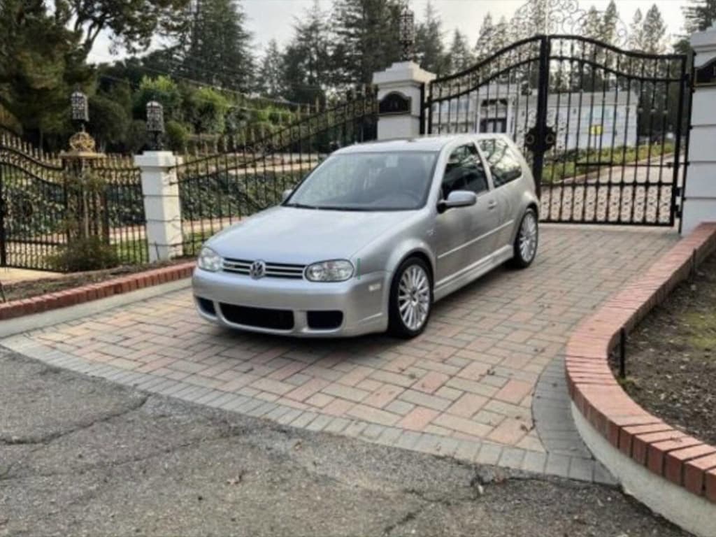 Used 2004 Volkswagen R32 3.2L Hatchback