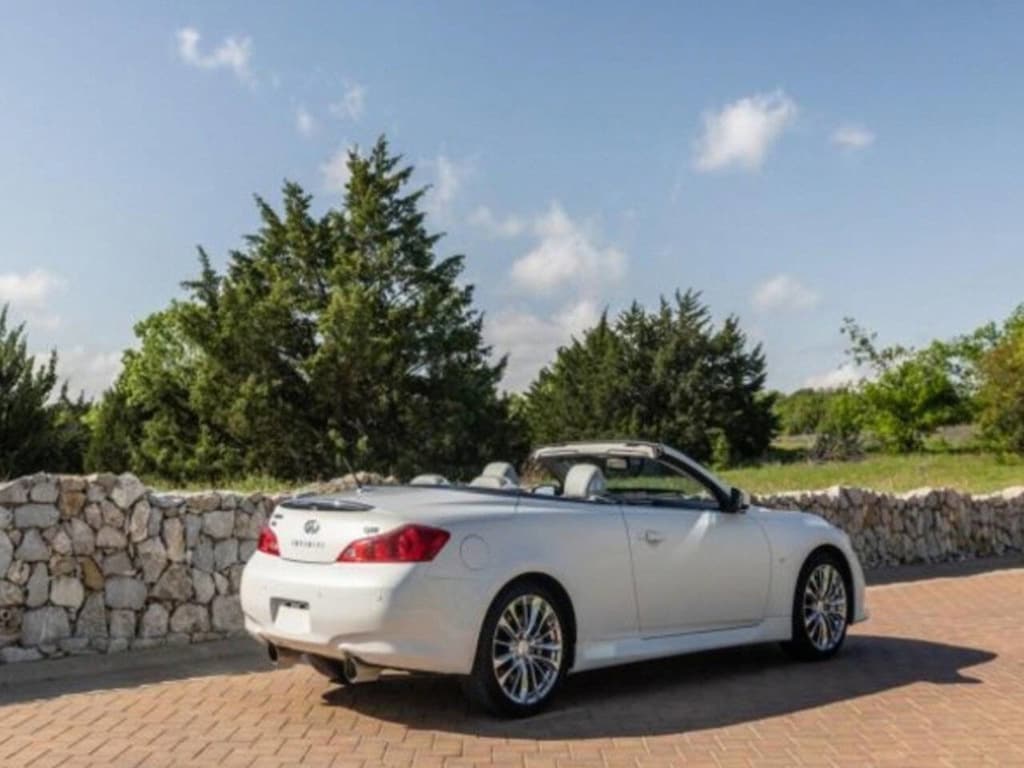 Used 2014 INFINITI   Convertible