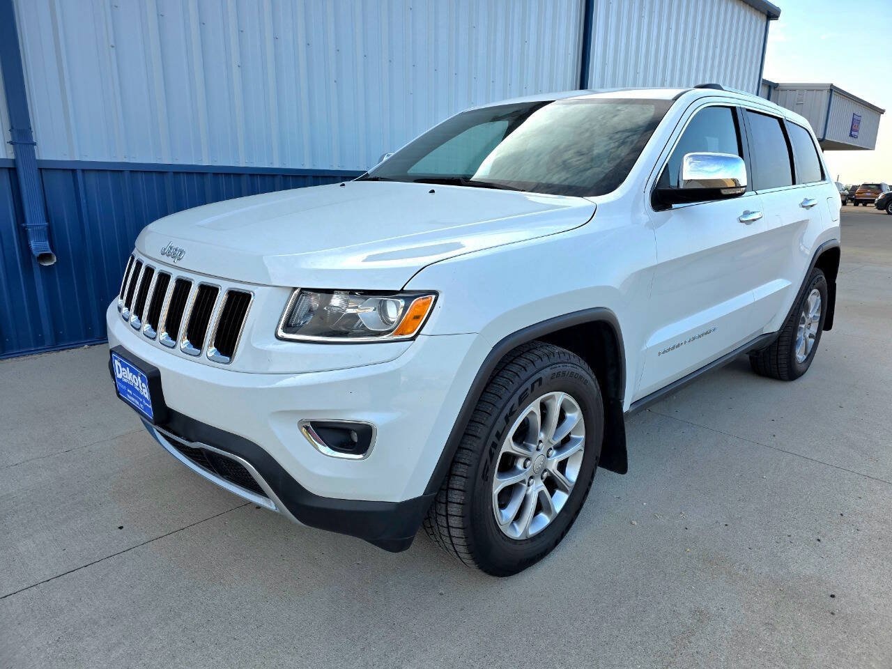 Used 2015 Jeep Grand Cherokee Limited with VIN 1C4RJFBG2FC166626 for sale in Wahpeton, ND