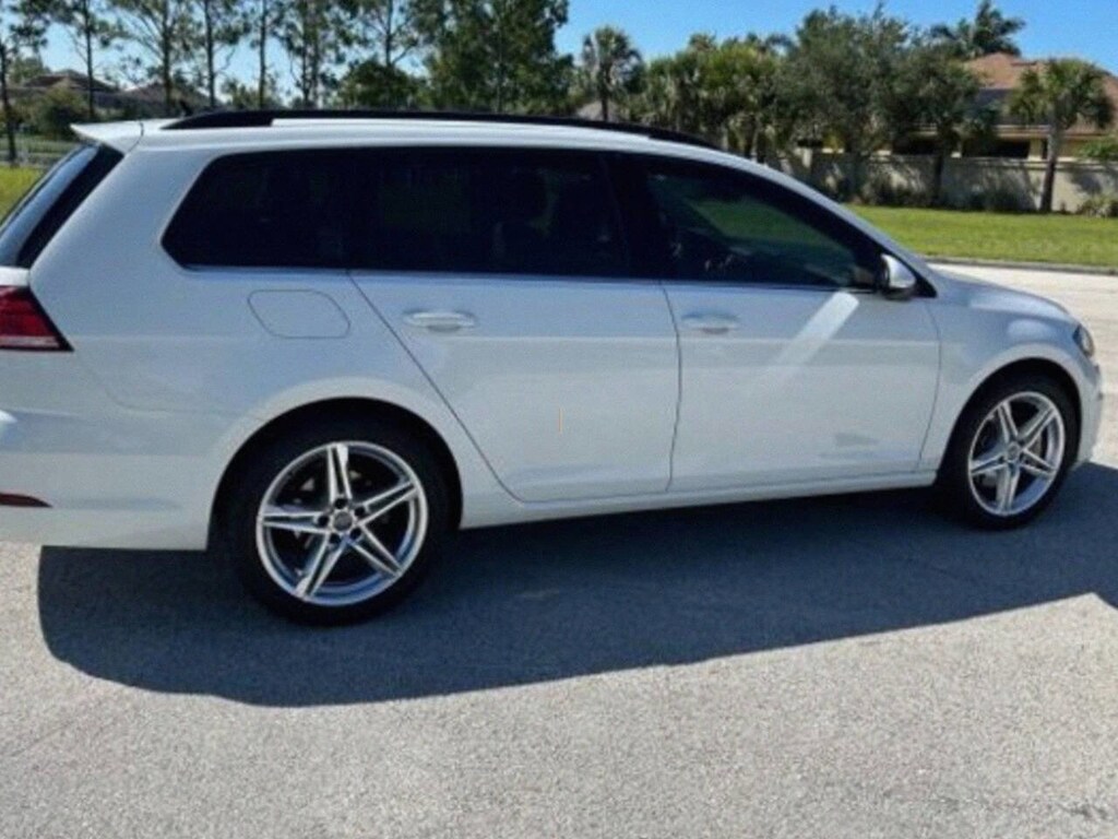 Used 2019 Volkswagen Golf SportWagen 1.8T S 4MOTION Wagon