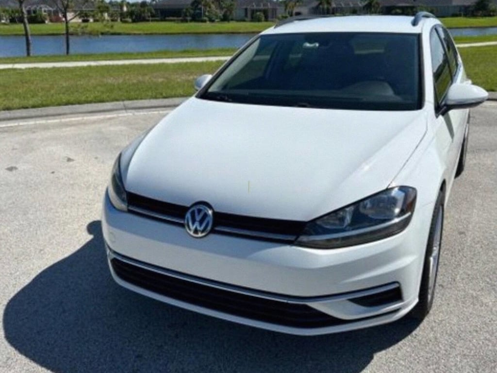 Used 2019 Volkswagen Golf SportWagen 1.8T S 4MOTION Wagon