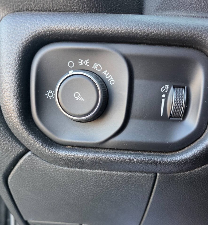 2022 RAM Ram 3500 Pickup Tradesman - Photo 14