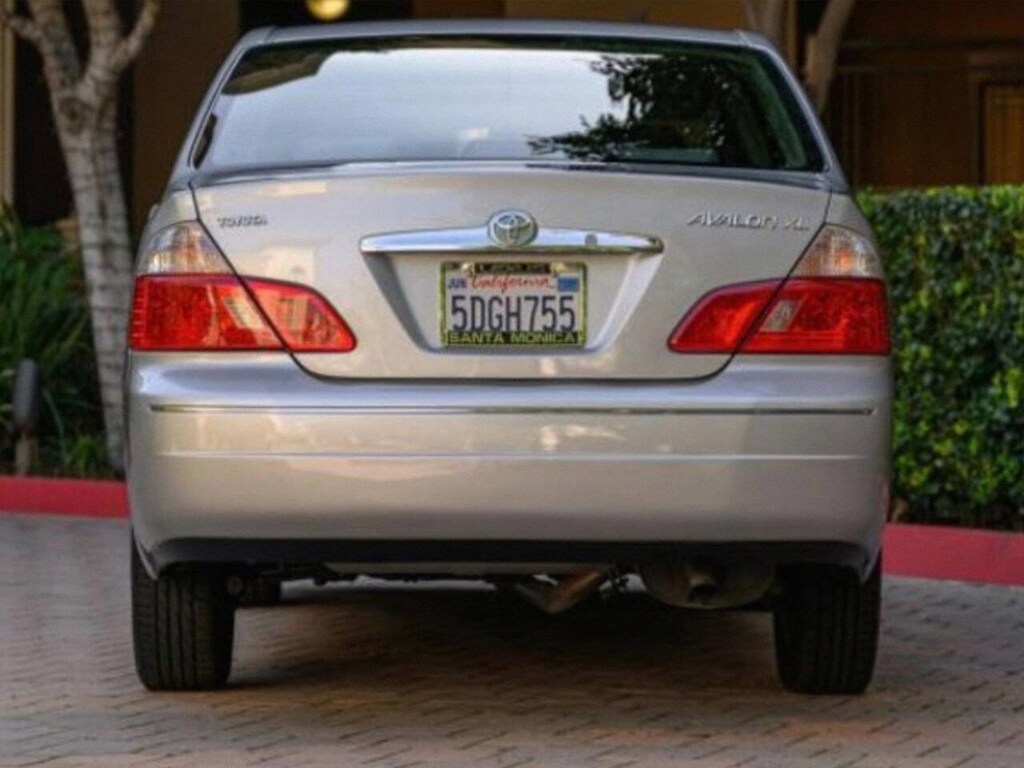 Used 2003 Toyota Avalon  Sedan
