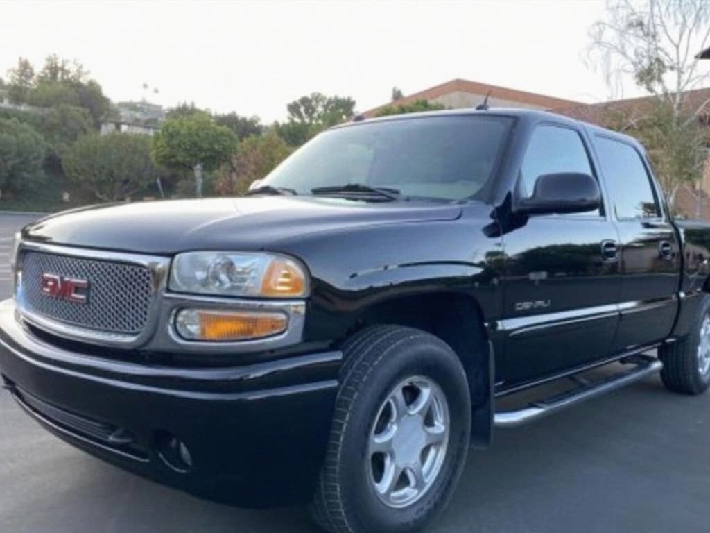 Used 2005 GMC Sierra 1500 Denali Truck Crew Cab