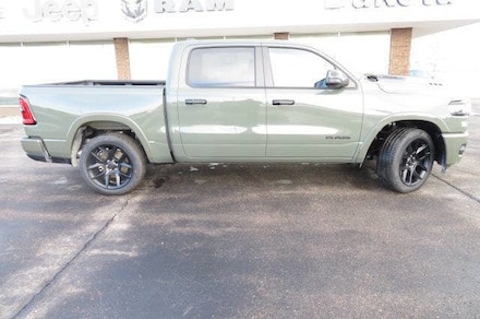 2026 Ram 1500 LARAMIE CREW CAB 4X4 5'7 BOX Pickup