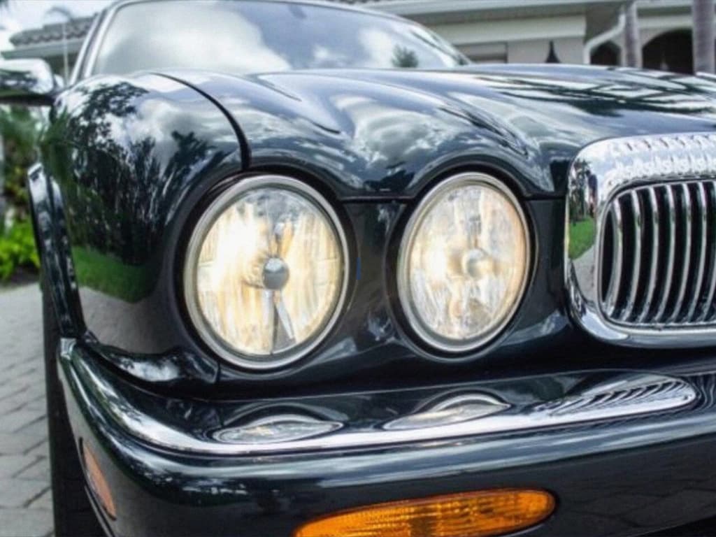 Used 2001 Jaguar XJ8 Vanden Plas Supercharged Sedan