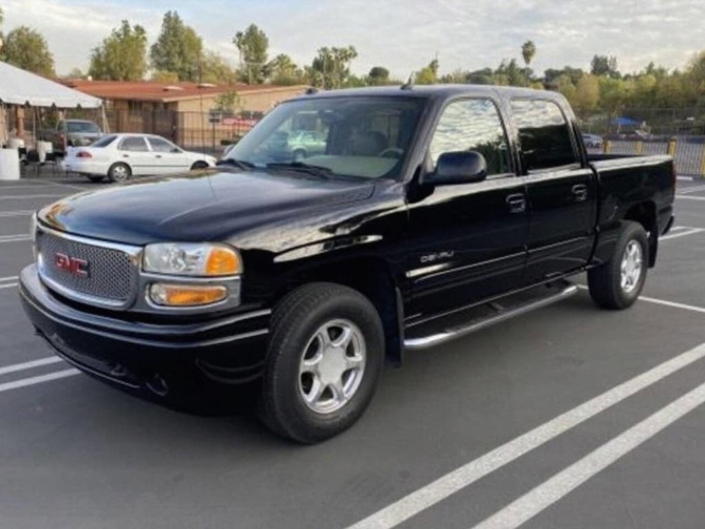 Used 2005 GMC Sierra 1500 Denali Truck Crew Cab