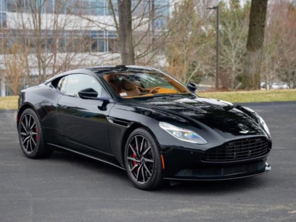 Used 2017 Aston Martin DB11  Coupe