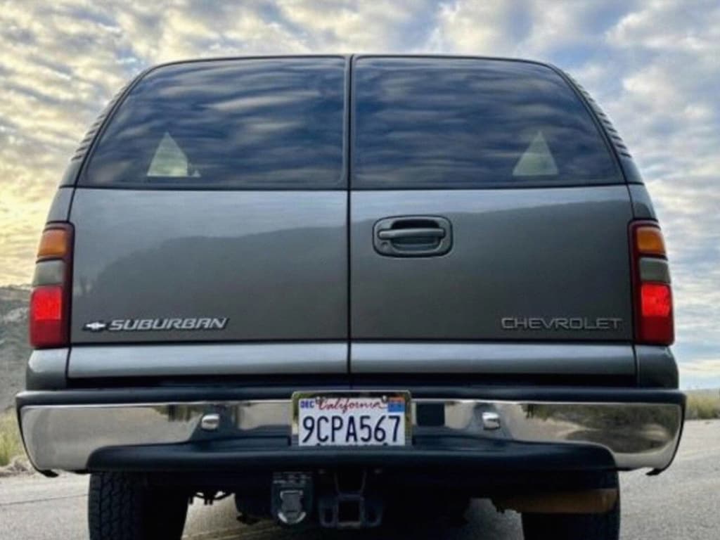 Used 2001 Chevrolet Suburban 2500 LS SUV